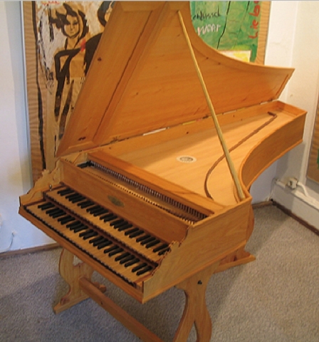 Das zweimanualige italienische Cembalo nach Antonius de Migliais, Florentinus um 1680 (Cembalo da Theatro)  